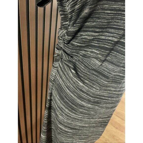 Athleta gray stretchy comfy dress size medium - Picture 3 of 6